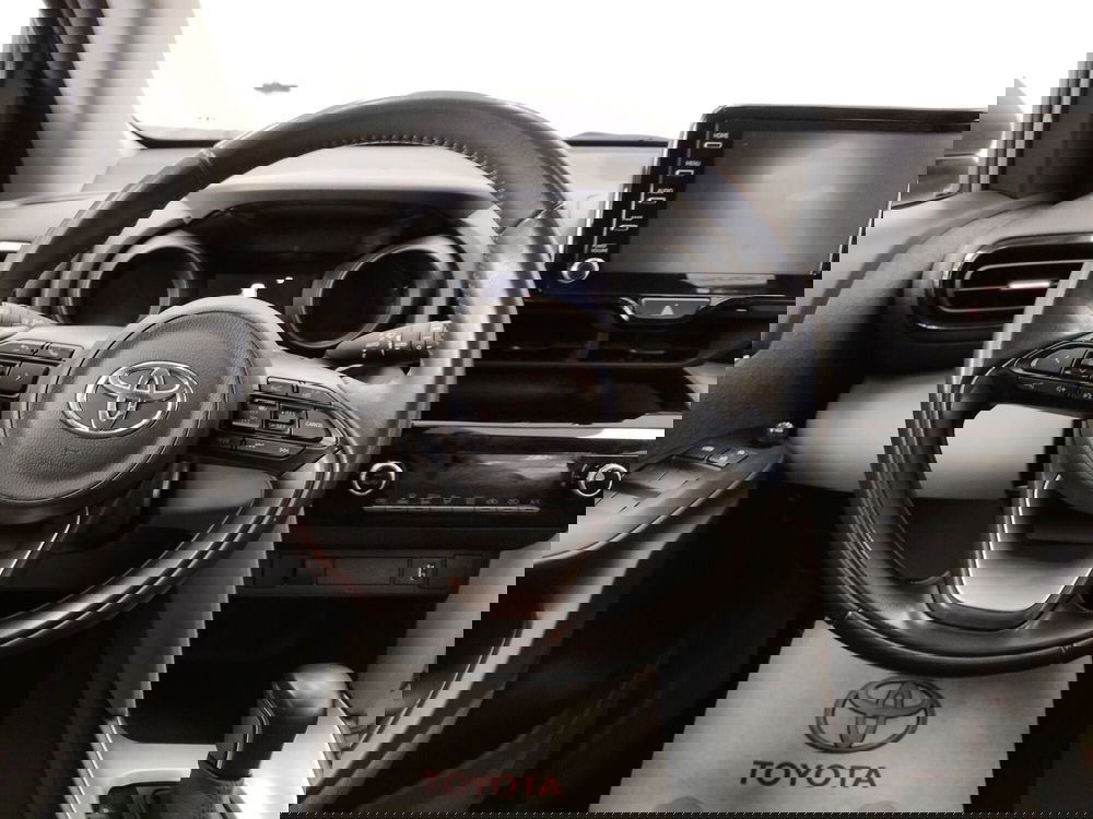 Toyota Yaris Cross usata a Roma (11)