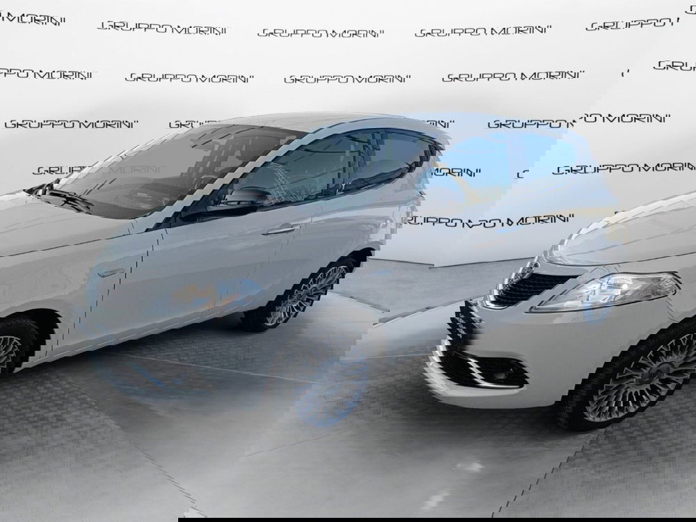 Lancia Ypsilon usata a Bologna