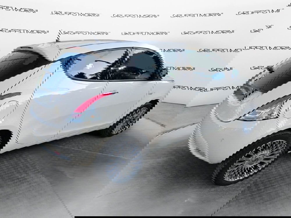 Lancia Ypsilon usata a Bologna (5)