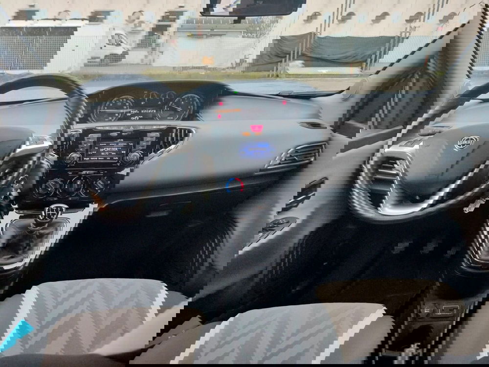 Lancia Ypsilon usata a Modena (8)