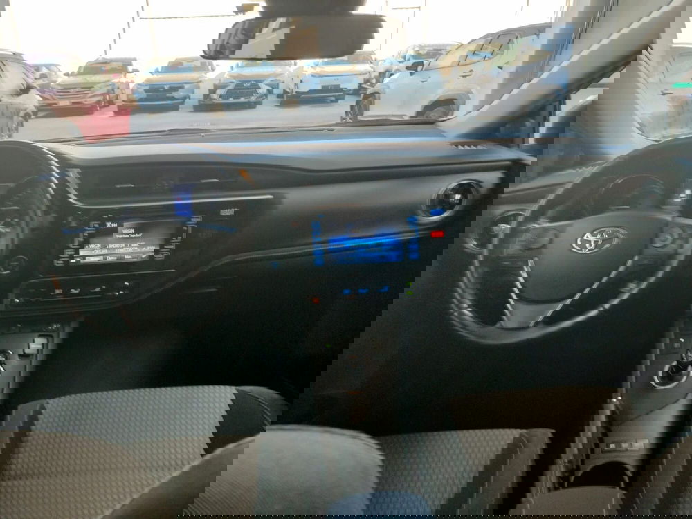 Toyota Auris Station Wagon usata a Modena (10)