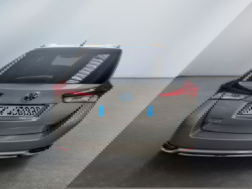 Toyota Auris Station Wagon usata a Modena (5)