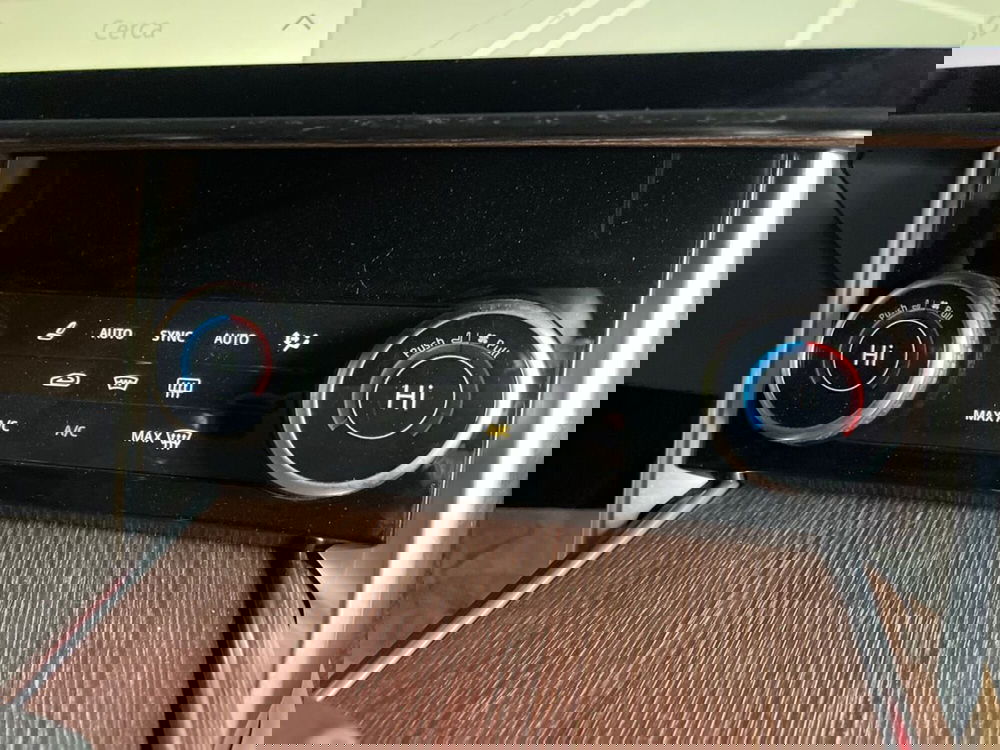 Land Rover Range Rover usata a Bergamo (13)