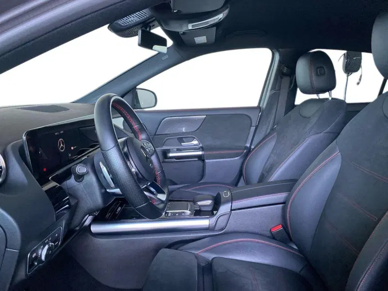 Mercedes-Benz GLA SUV usata a Bergamo (10)