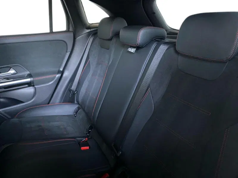 Mercedes-Benz GLA SUV usata a Bergamo (16)