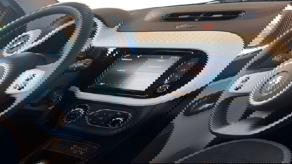 Renault Twingo usata a Catania (12)