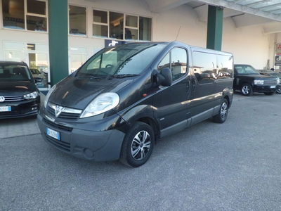 Opel Vivaro Furgone 29 2.0 CDTI PL-TN Combi 9 posti Fap del 2013 usata a Pordenone