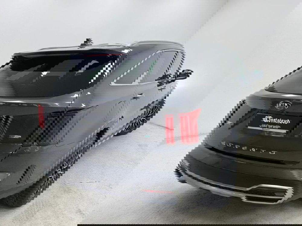 Kia Sorento usata a Como (2)