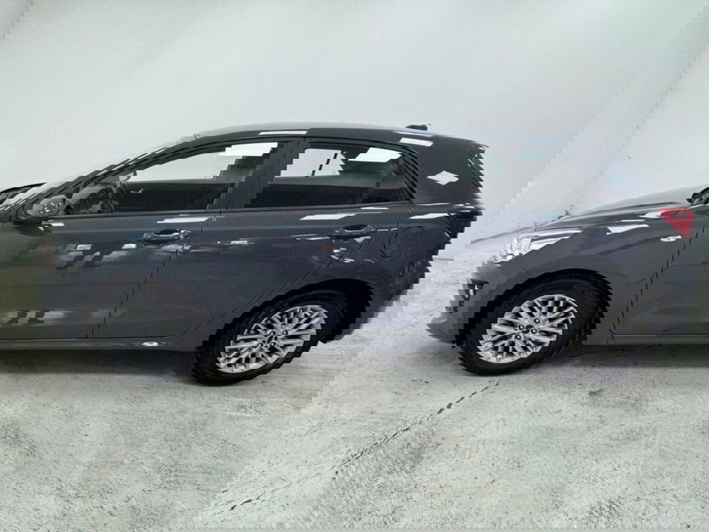 Kia Rio usata a Como (8)