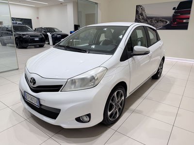 Toyota Yaris 1.0 5 porte Active del 2014 usata a Latina