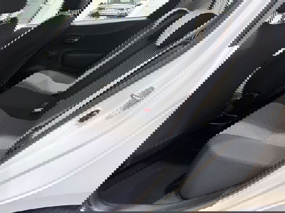 Toyota Yaris usata a Latina (14)