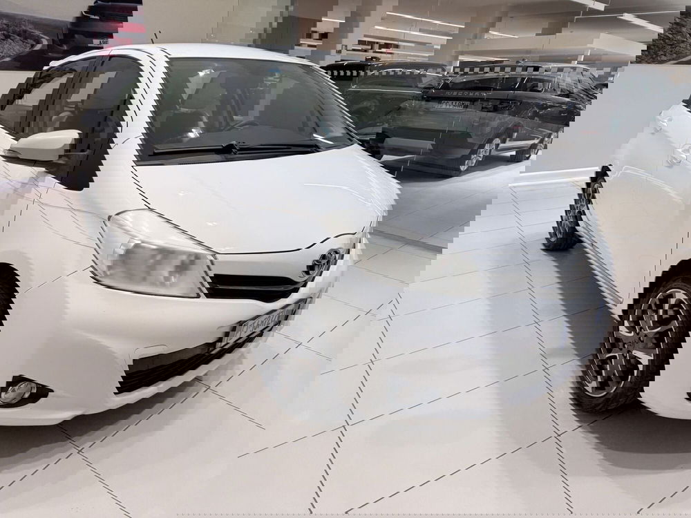 Toyota Yaris usata a Latina (5)