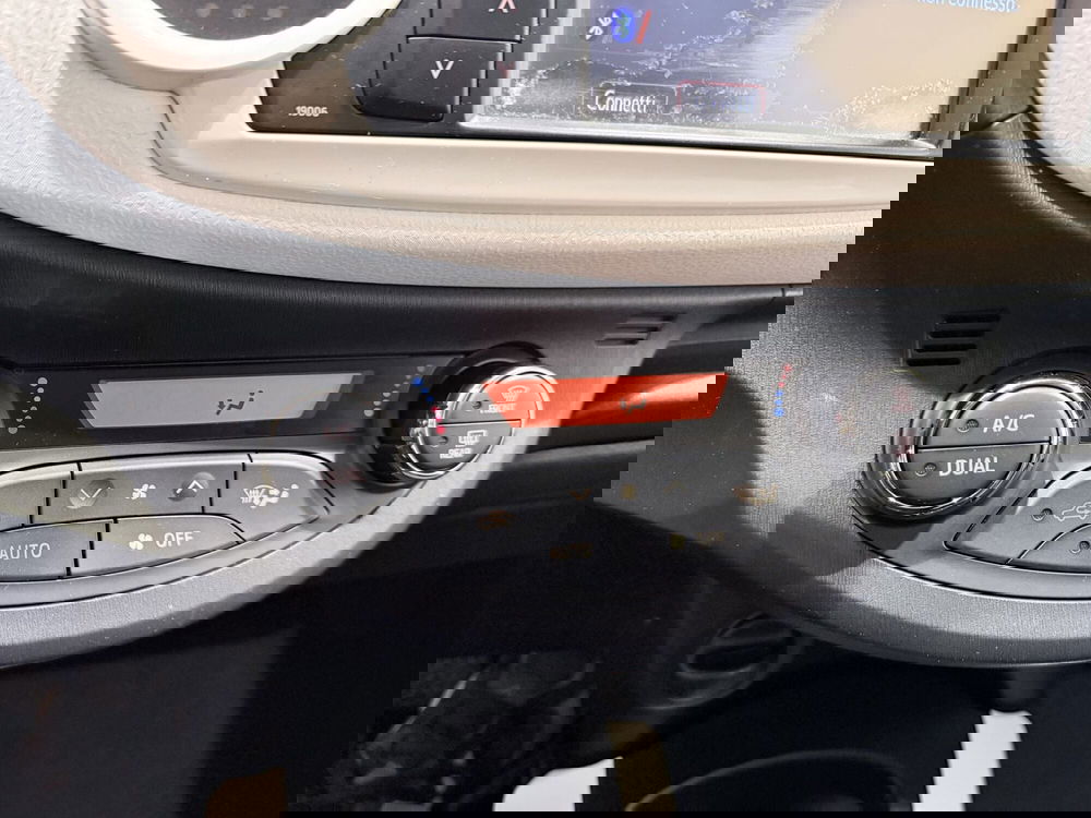 Toyota Yaris usata a Latina (9)