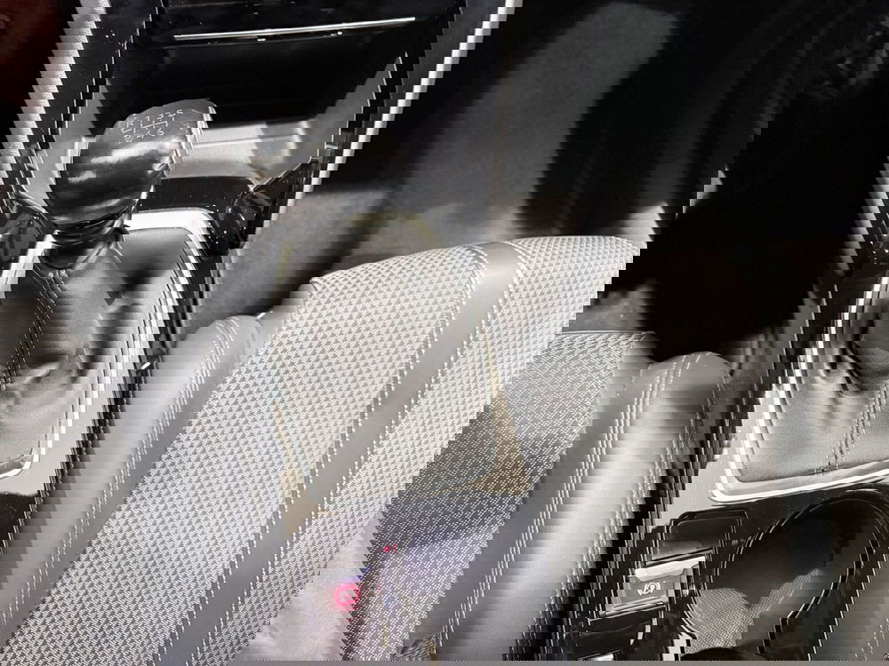 Peugeot 3008 usata a Latina (8)