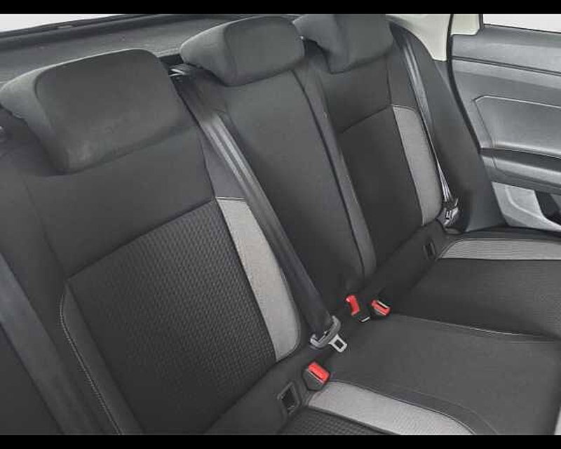 Volkswagen Taigo usata a Roma (9)