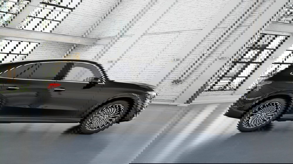 Mercedes-Benz GLC SUV nuova a Pescara (4)