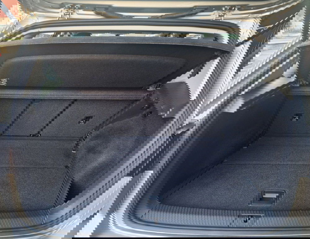 Volkswagen Golf usata a Milano (14)