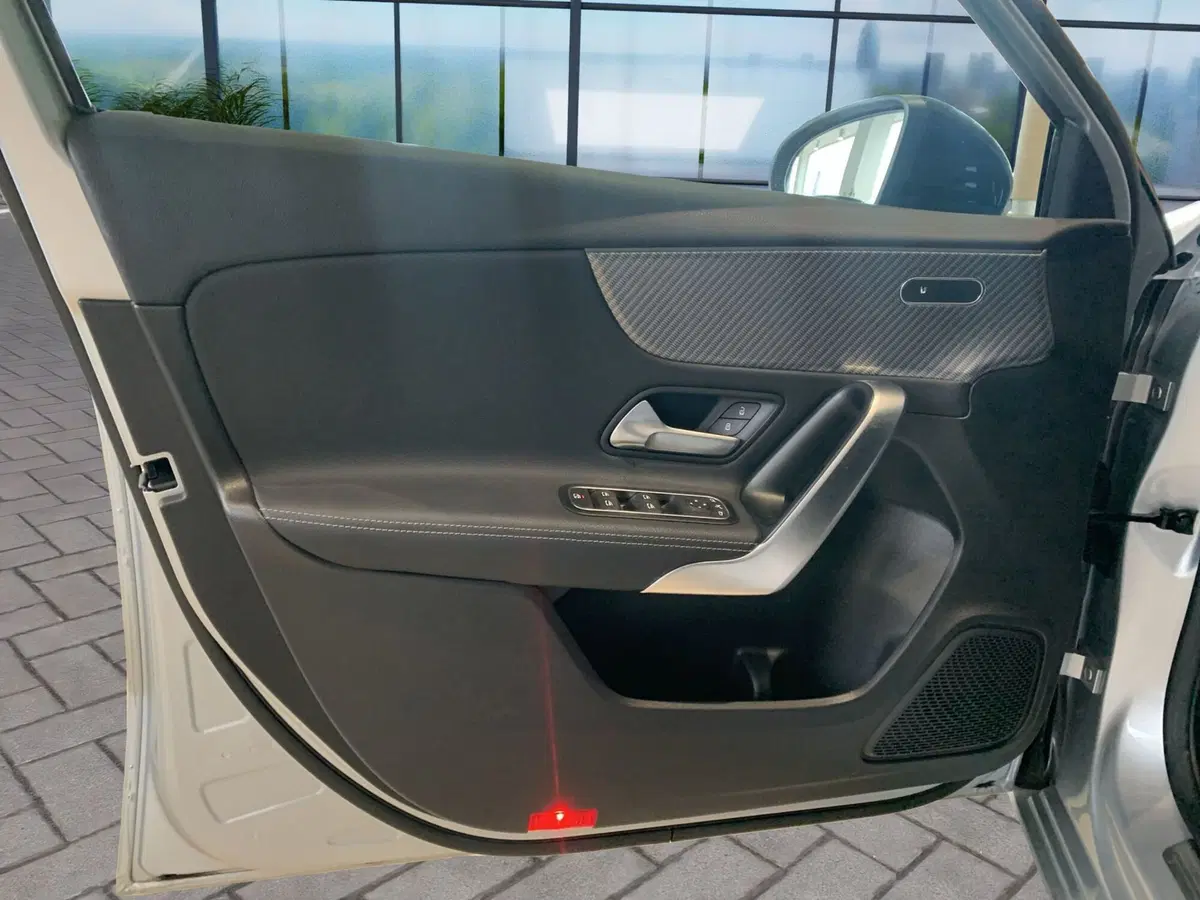 Mercedes-Benz Classe A usata a Cosenza (12)