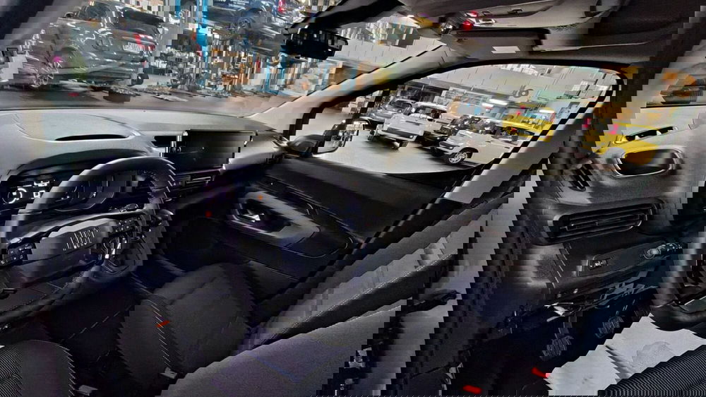 Fiat Doblò nuova a Milano (8)