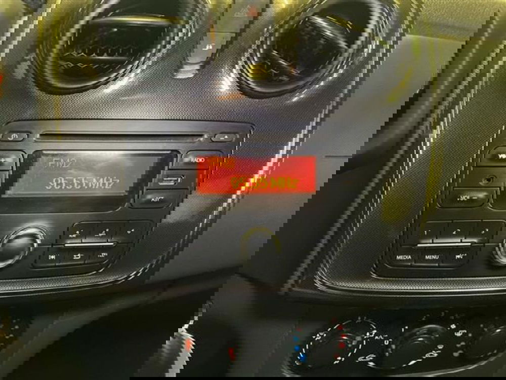 Dacia Sandero usata a Como (14)