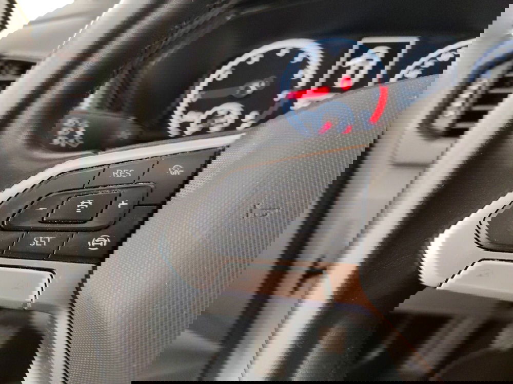 Volkswagen T-Cross usata a Massa-Carrara (14)