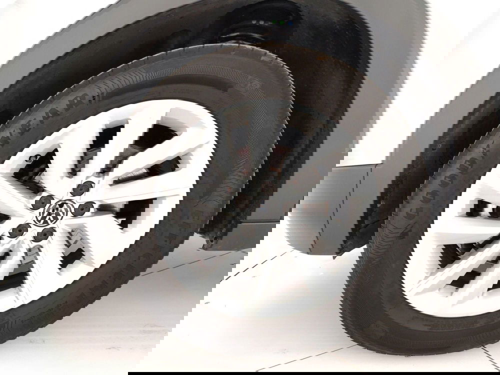 Volkswagen T-Cross usata a Massa-Carrara (6)