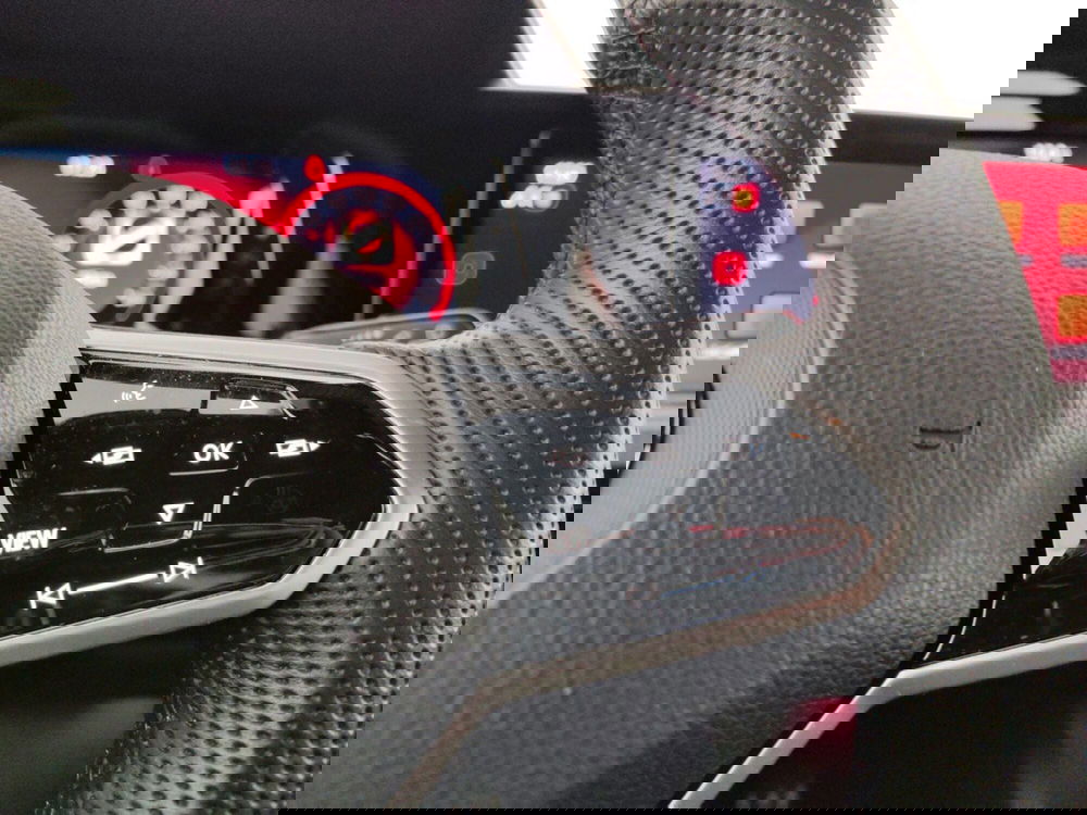 Volkswagen Golf usata a Massa-Carrara (13)