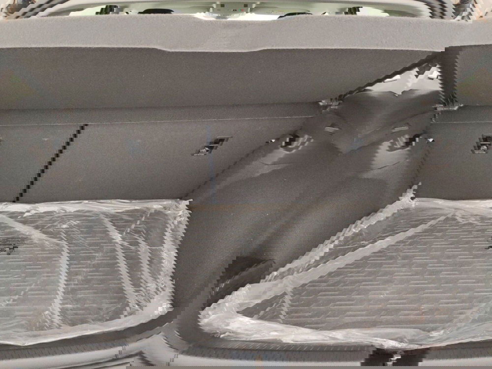 Volkswagen Polo usata a Massa-Carrara (16)