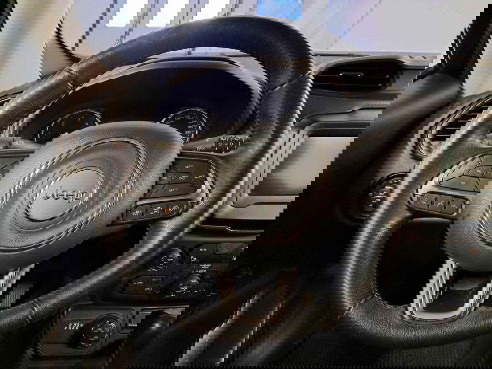 Jeep Renegade usata a Asti (10)