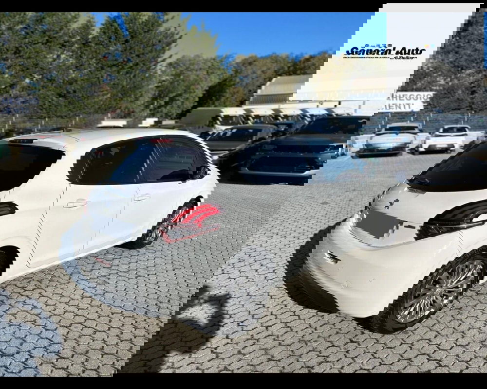 Peugeot 208 usata a Lucca (8)