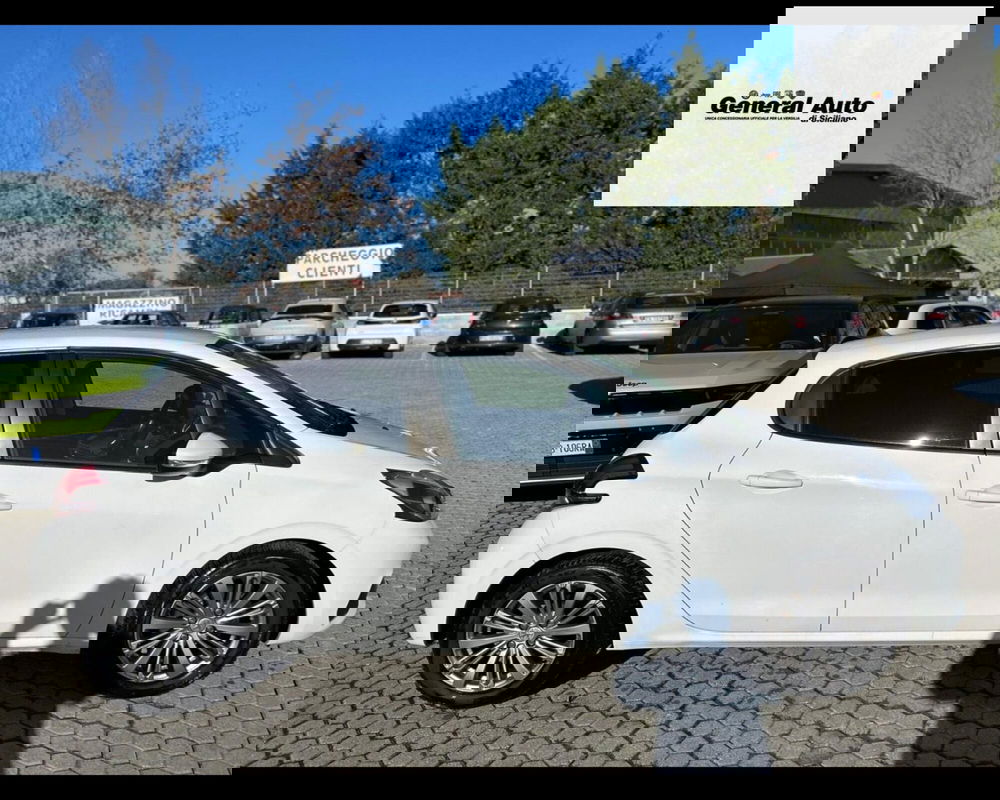 Peugeot 208 usata a Lucca (9)