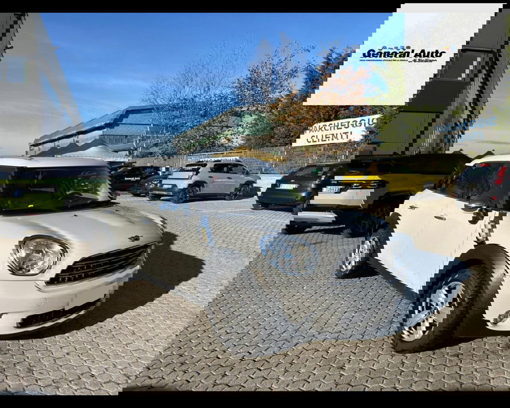 MINI Mini Countryman usata a Lucca