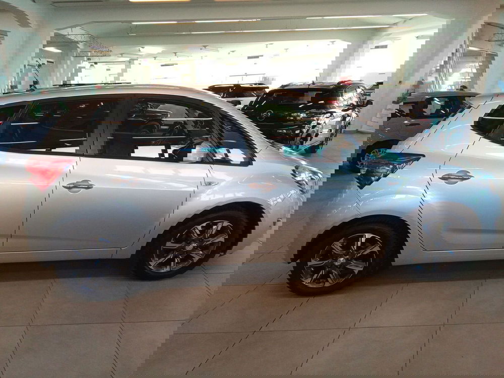 Hyundai ix20 usata a Rimini (9)