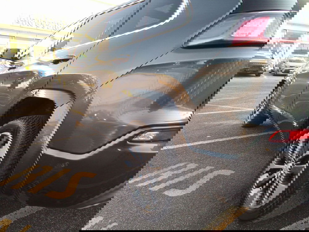 Jeep Cherokee nuova a Rimini (14)