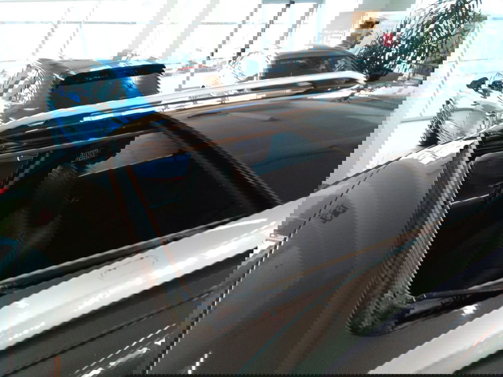 Jeep Cherokee nuova a Rimini (18)