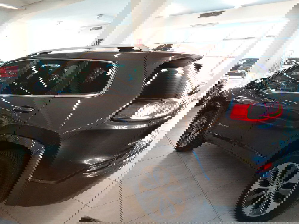 Jeep Cherokee nuova a Rimini (5)