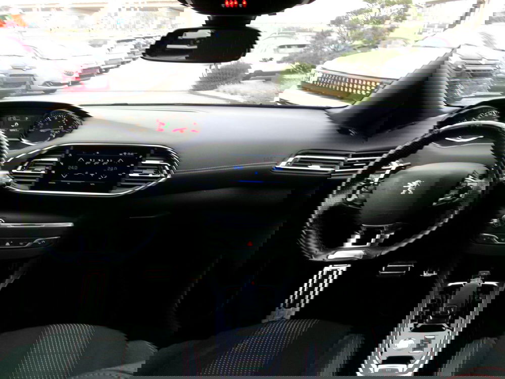 Peugeot 308 SW usata a Venezia (9)