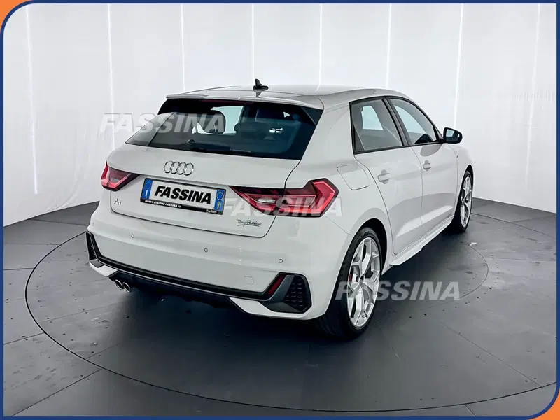 Audi A1 Sportback usata a Milano (6)