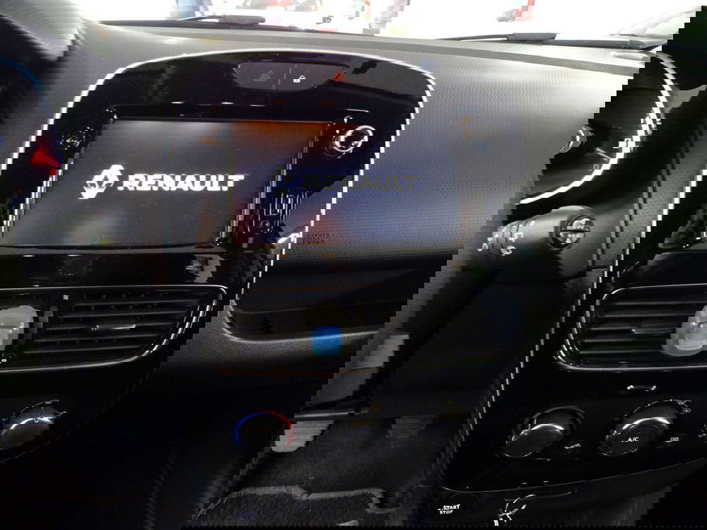 Renault Clio usata a Lucca (12)