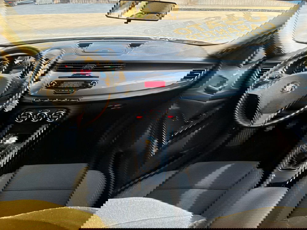 Alfa Romeo Giulietta usata a Frosinone (13)