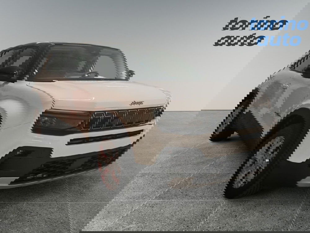 Jeep Avenger nuova a Torino