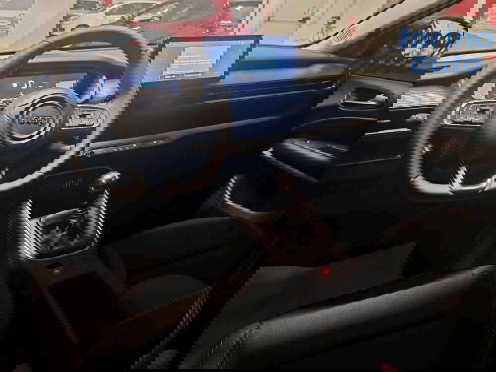 Jeep Avenger nuova a Torino (10)