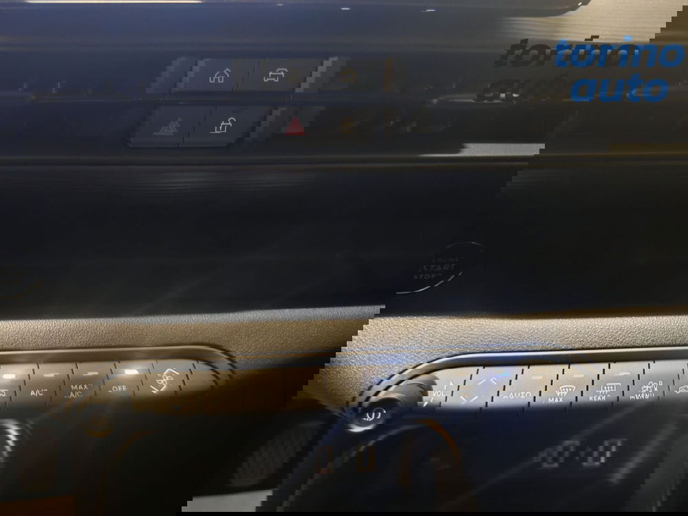 Jeep Avenger nuova a Torino (18)