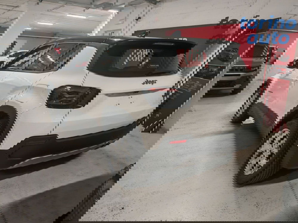 Jeep Avenger nuova a Torino (4)