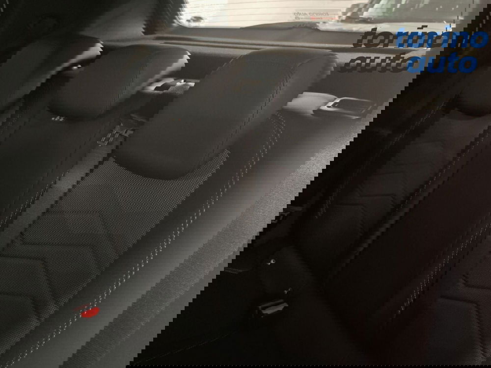 Jeep Avenger nuova a Torino (9)