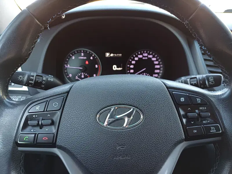 Hyundai Tucson usata a Modena (12)
