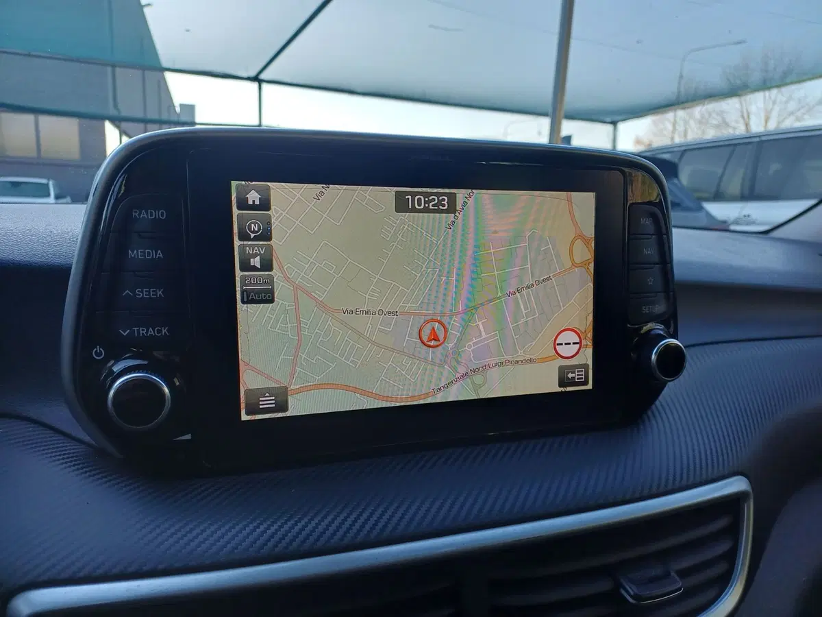 Hyundai Tucson usata a Modena (13)
