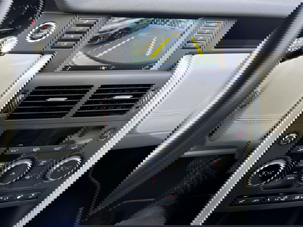 Land Rover Discovery Sport usata a Ancona (17)