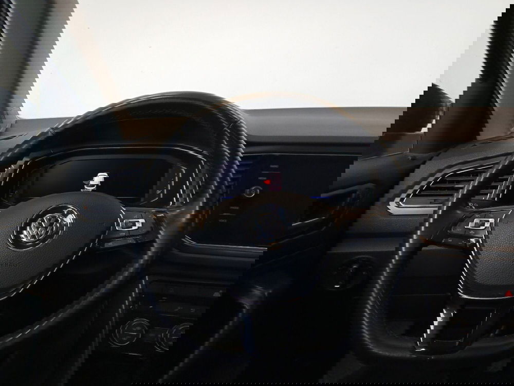 Volkswagen T-Roc usata a Latina (13)