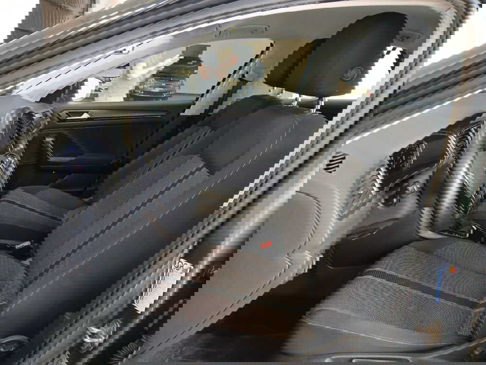 Volkswagen T-Roc usata a Latina (18)